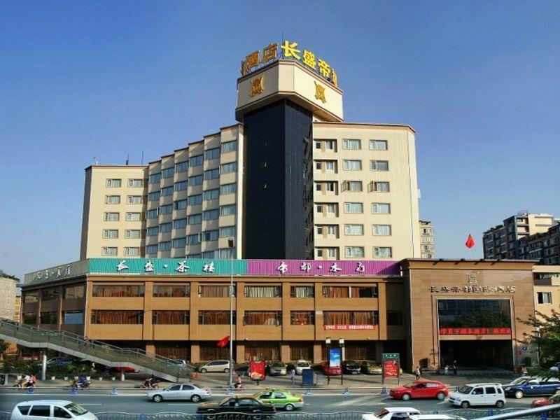 Crown International Hotel Чэнду Экстерьер фото