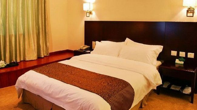 Crown International Hotel Чэнду Удобства фото